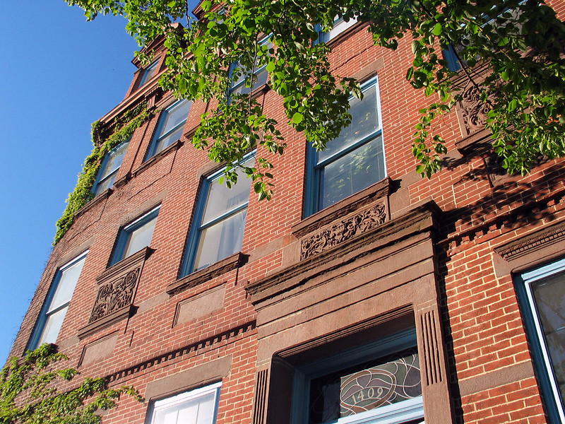Baltimore Fishbowl Bolton Hill rowhouse