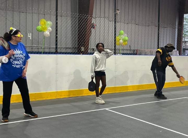 Pickleball scores new players among Baltimore residents, young people