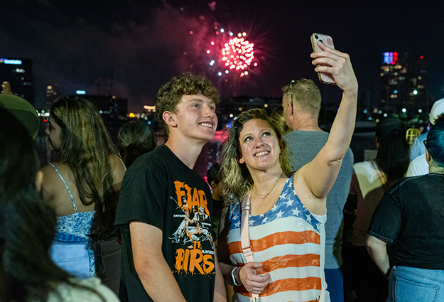 Baltimore Weekend Events: Fourth of July Celebrations, Seafood & Bluegrass Festival, and more.