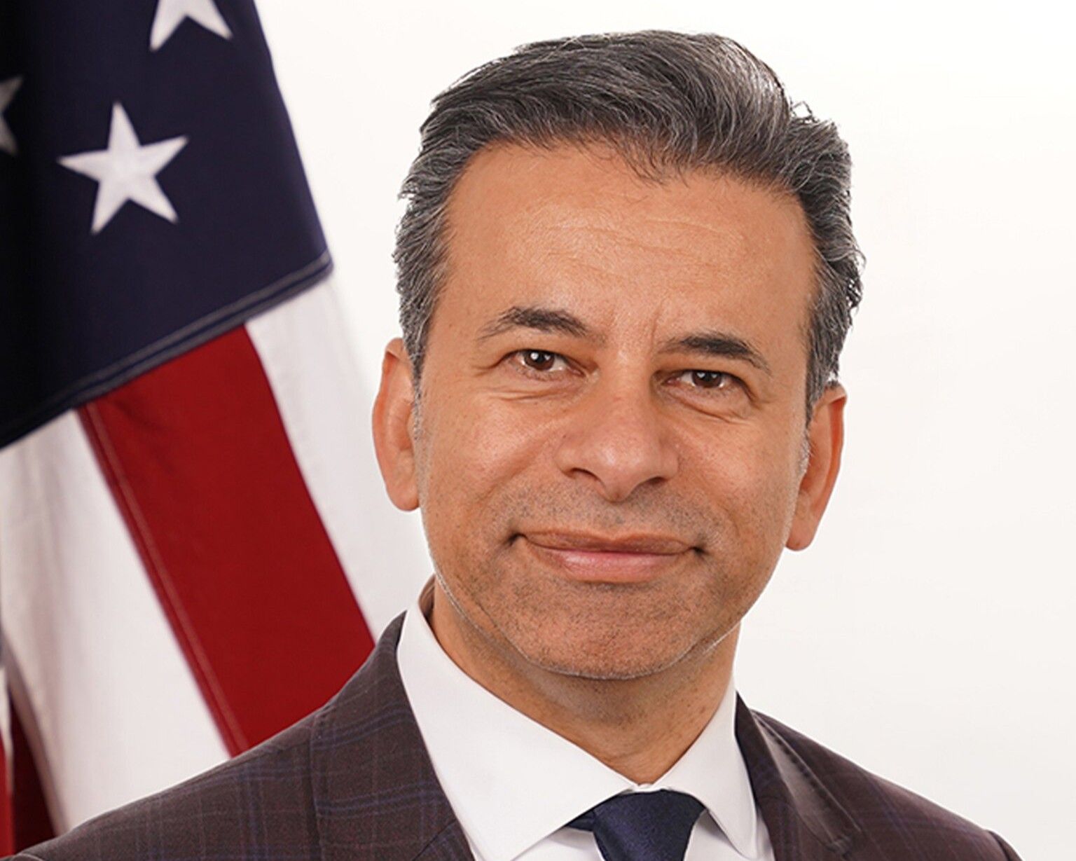 Former Hopkins surgeon Marty Makary resigns as FDA commissioner